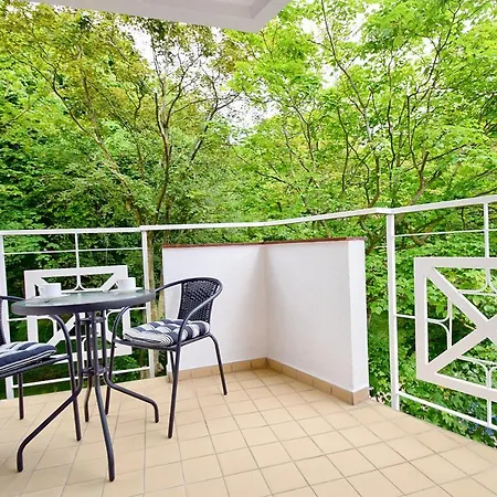 Crystal 80m Od Plazy, Przy Latarni Morskiej *