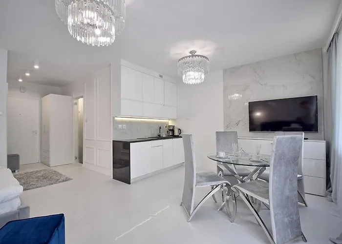 Crystal 80m Od Plazy, Przy Latarni Morskiej Apartment *